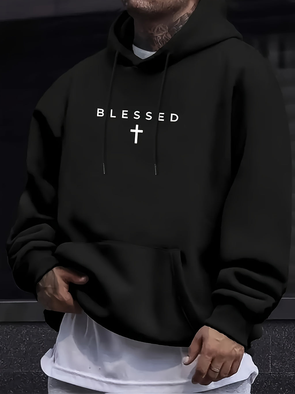 Herren Schwergewicht Kapuzenpullover - Schwarz mit Segenskreuz-Print & Segensspruch-Aufdruck