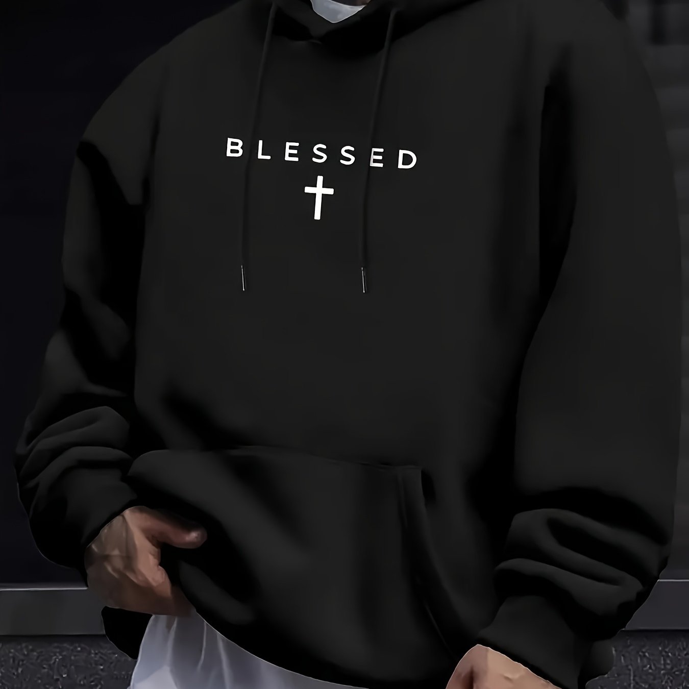 Herren Schwergewicht Kapuzenpullover - Schwarz mit Segenskreuz-Print & Segensspruch-Aufdruck